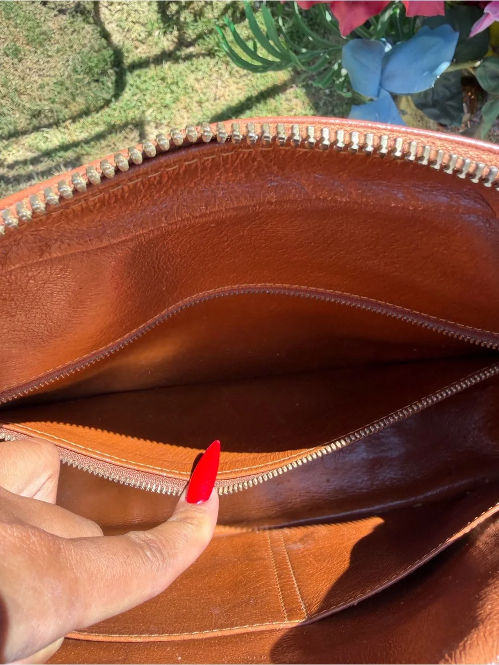 Louis Vuitton Monogram Canvas Messenger Bag in Brown